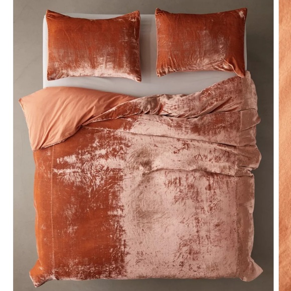 Urban Outfitters Other - Urban Outfitters Skye Velvet Bedding Set Rust King Duvet